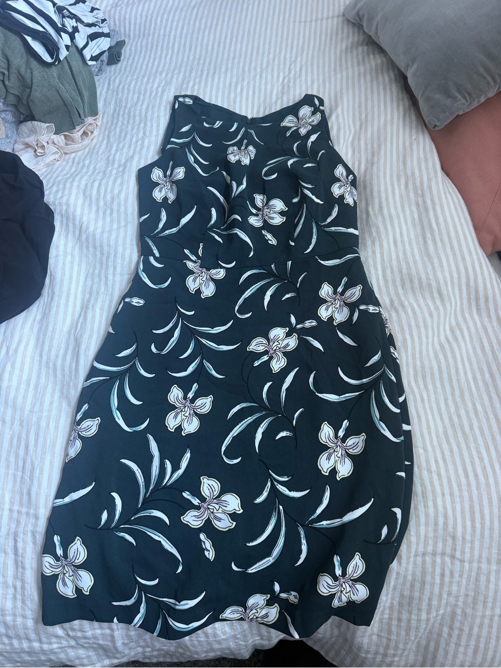 Ann Taylor floral print midi dress with zipper back, size 4
